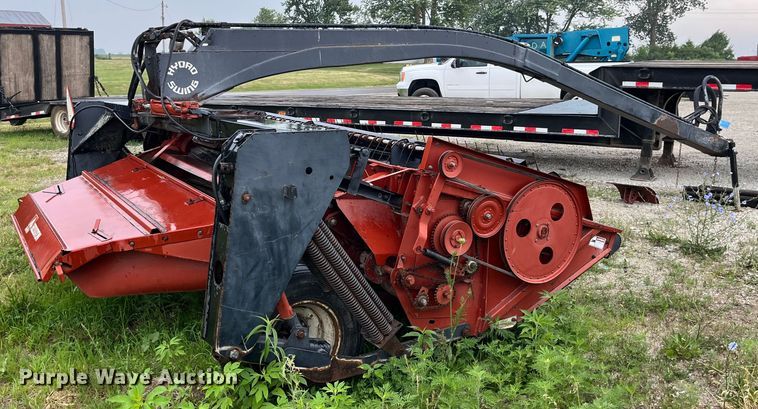 image for item MG9329 Hesston  swather / windrower