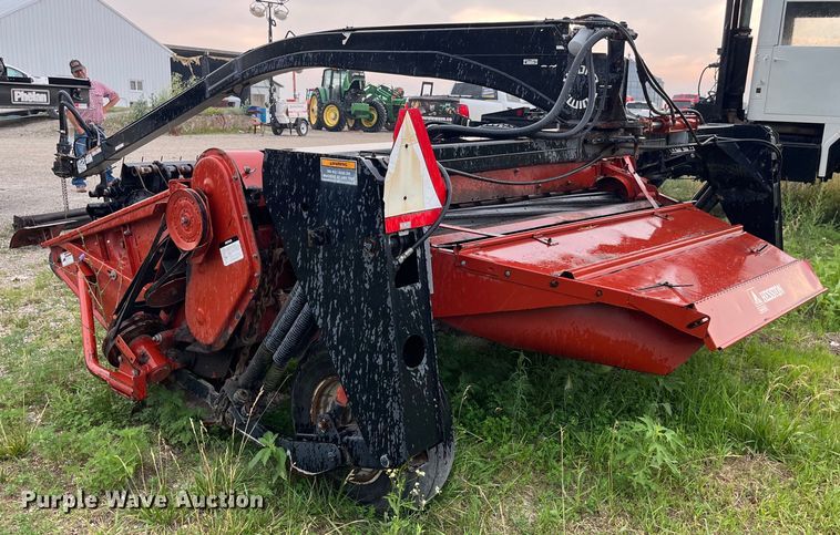 image for item MG9329 Hesston  swather / windrower