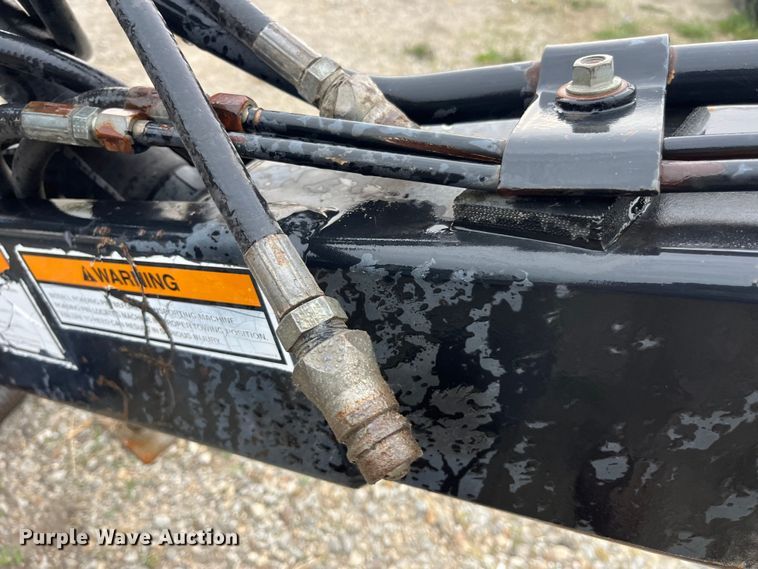 image for item MG9329 Hesston  swather / windrower