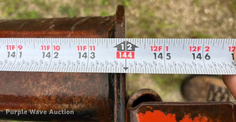 image for item MG9329 Hesston  swather / windrower