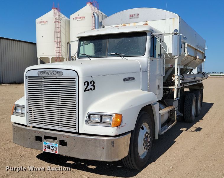 image for item ML9473 1989 Freightliner FLD  fertilizer delivery truck