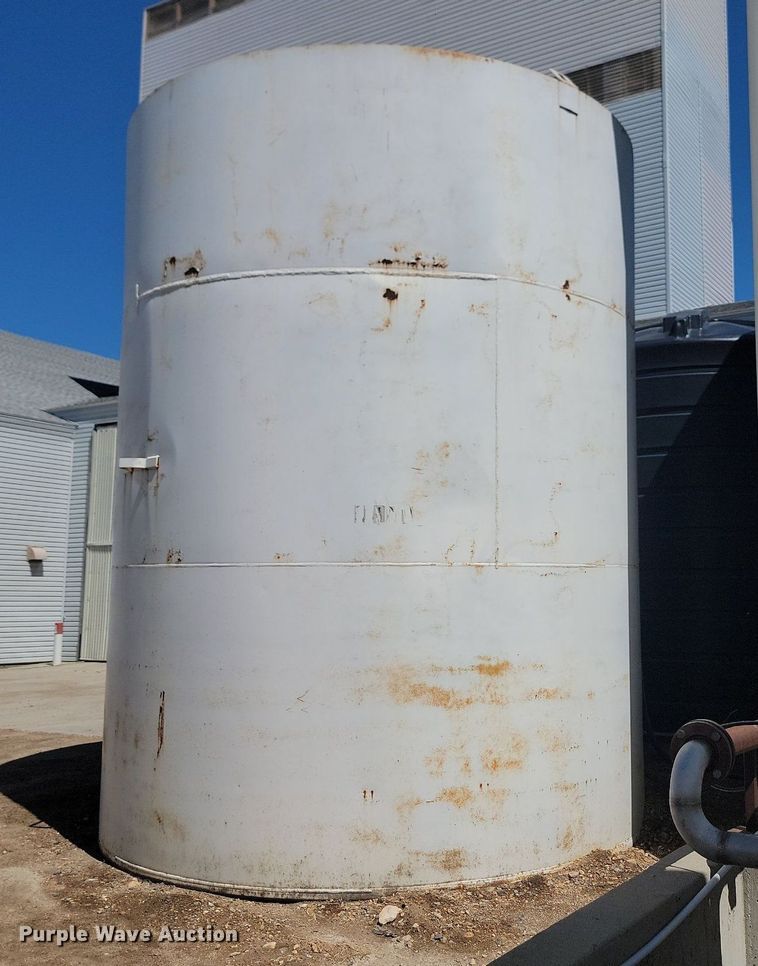 image for item ML9477 Steel tank