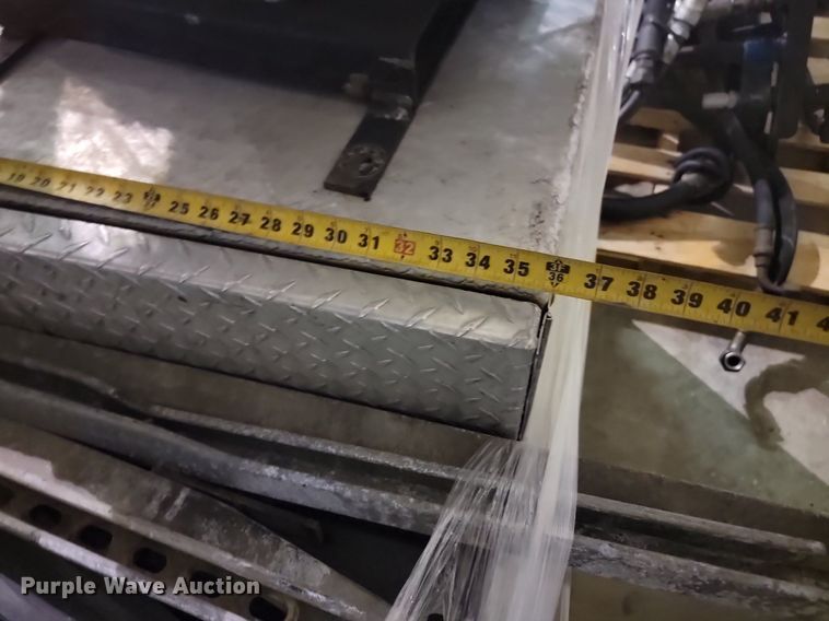 image for item ML9481 Truck accessories