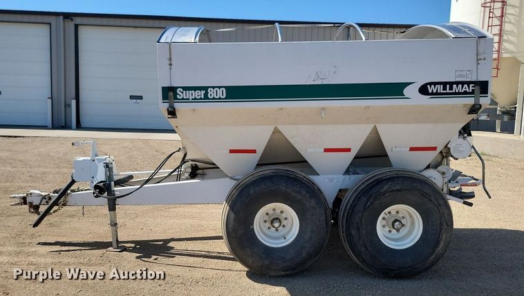 image for item ML9485 2002 Willmar Super 800  spreader