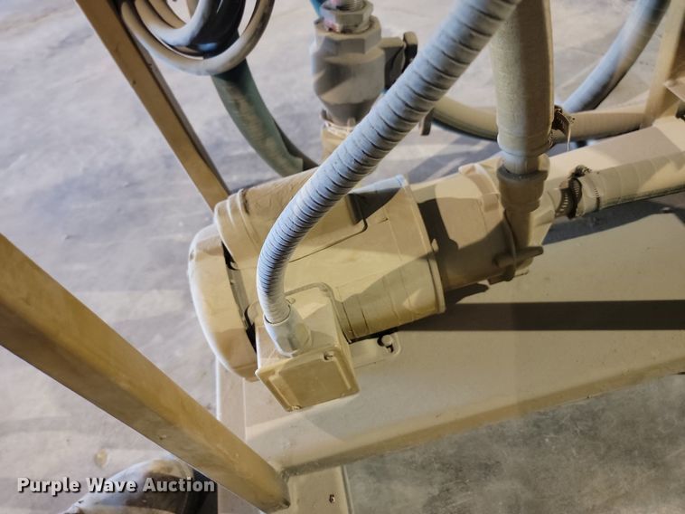 image for item ML9487 Cyanamid  pump