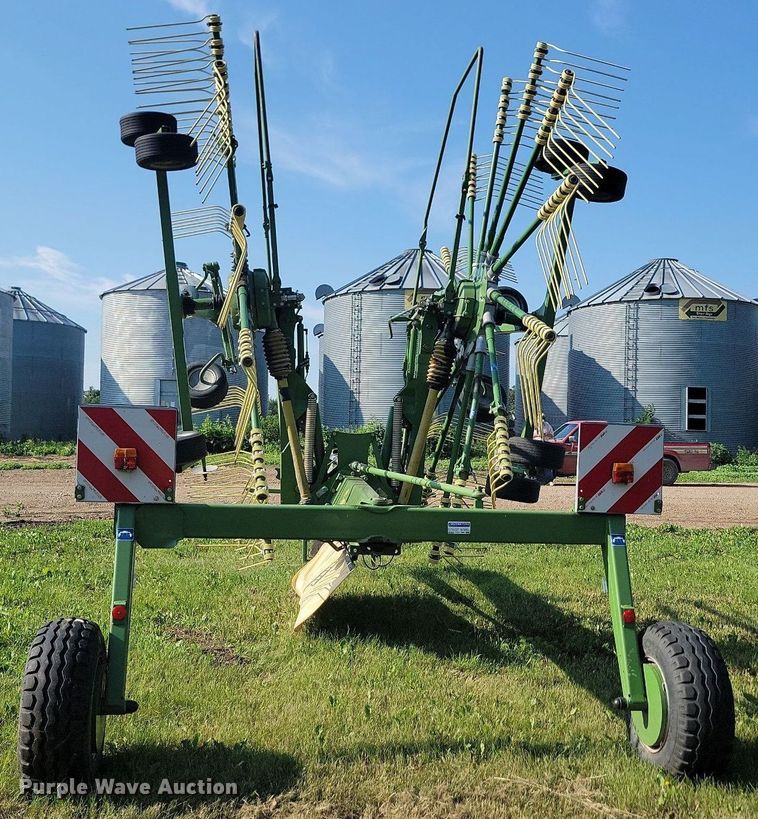 image for item ML9521 Krone Swadro 900  hay rake