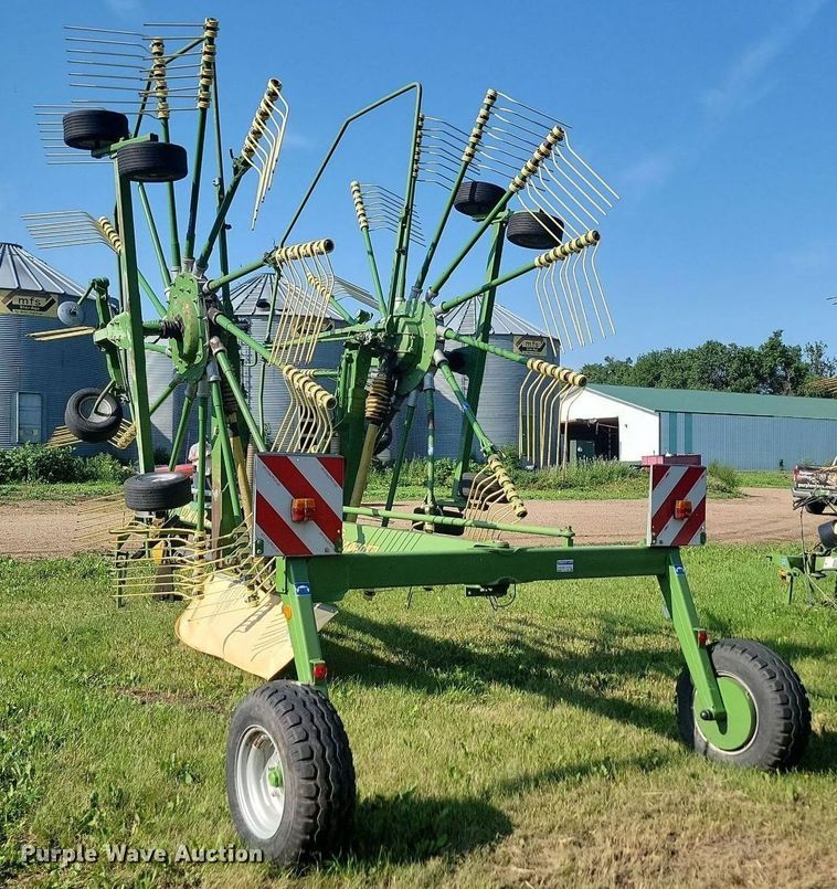 image for item ML9521 Krone Swadro 900  hay rake