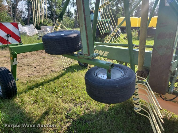 image for item ML9521 Krone Swadro 900  hay rake