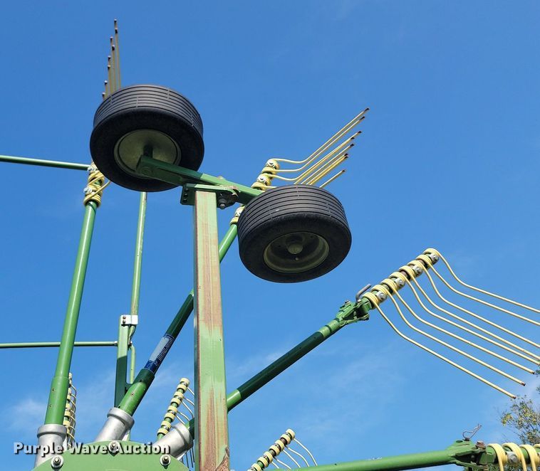 image for item ML9521 Krone Swadro 900  hay rake