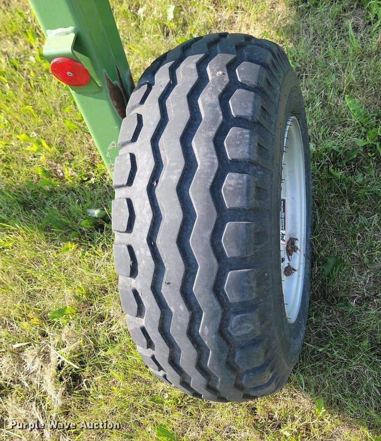 image for item ML9521 Krone Swadro 900  hay rake