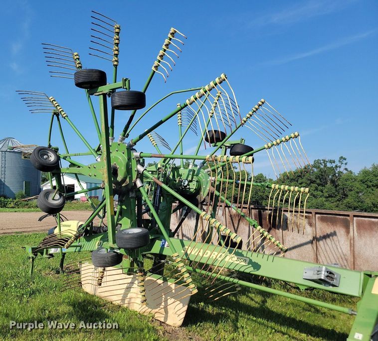 image for item ML9522 Krone Swadro TC880  hay rake