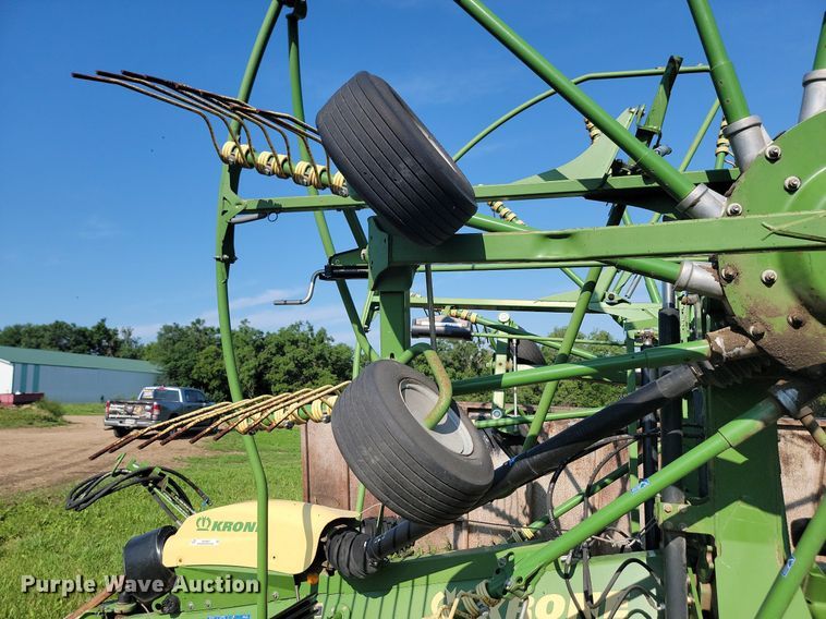 image for item ML9522 Krone Swadro TC880  hay rake