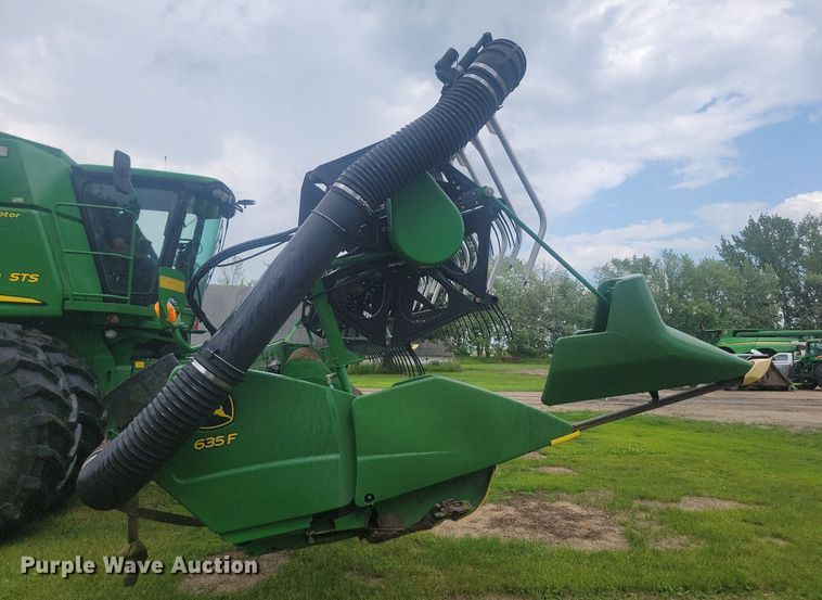 image for item ML9525 John Deere 635F Hydraflex  flex head