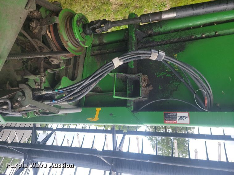 image for item ML9525 John Deere 635F Hydraflex  flex head