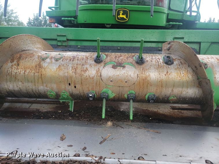 image for item ML9525 John Deere 635F Hydraflex  flex head