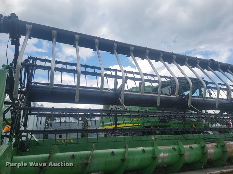 image for item ML9525 John Deere 635F Hydraflex  flex head