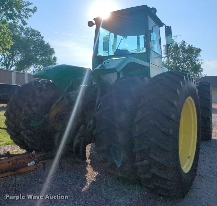 image for item MY9392 1981 John Deere 8440  4WD tractor