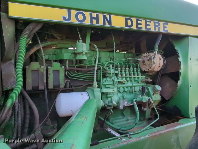 image for item MY9392 1981 John Deere 8440  4WD tractor