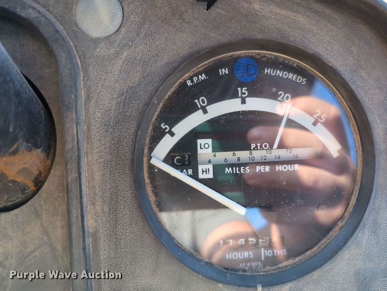 image for item MY9392 1981 John Deere 8440  4WD tractor