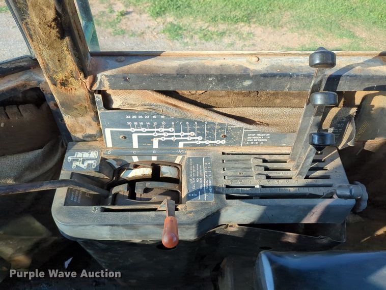 image for item MY9392 1981 John Deere 8440  4WD tractor