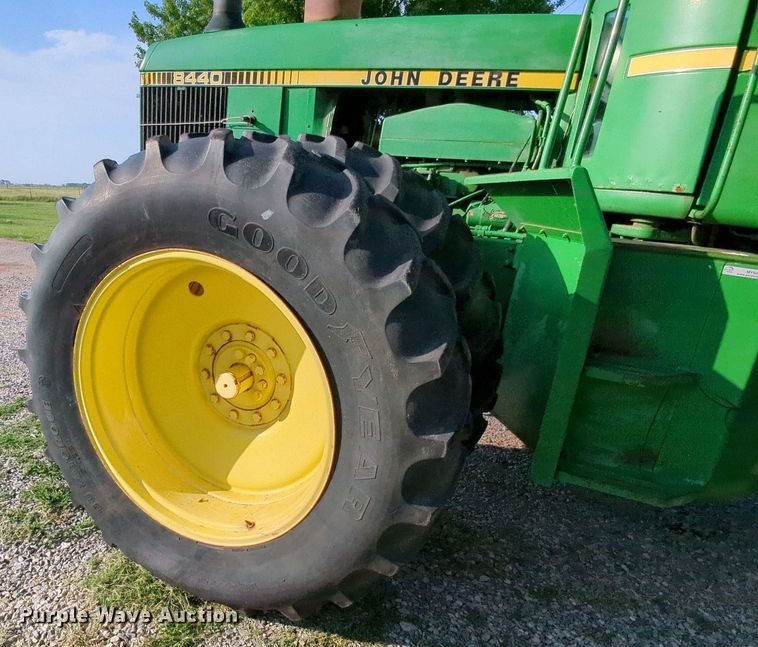 image for item MY9392 1981 John Deere 8440  4WD tractor