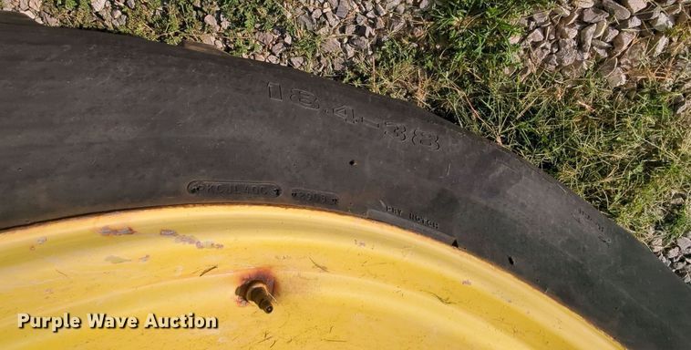 image for item MY9392 1981 John Deere 8440  4WD tractor