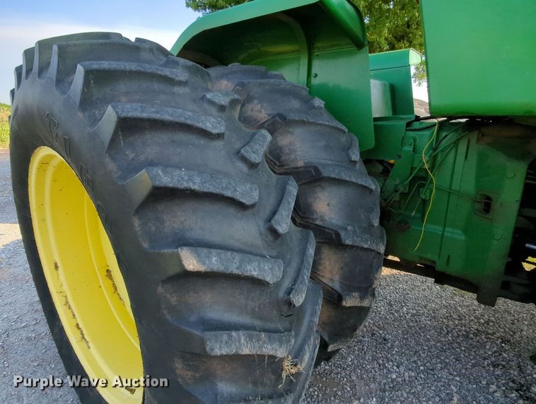 image for item MY9392 1981 John Deere 8440  4WD tractor