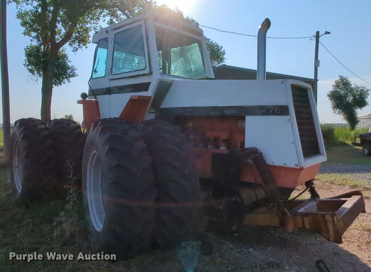 image for item MY9393 1979 Case 2470  4WD tractor