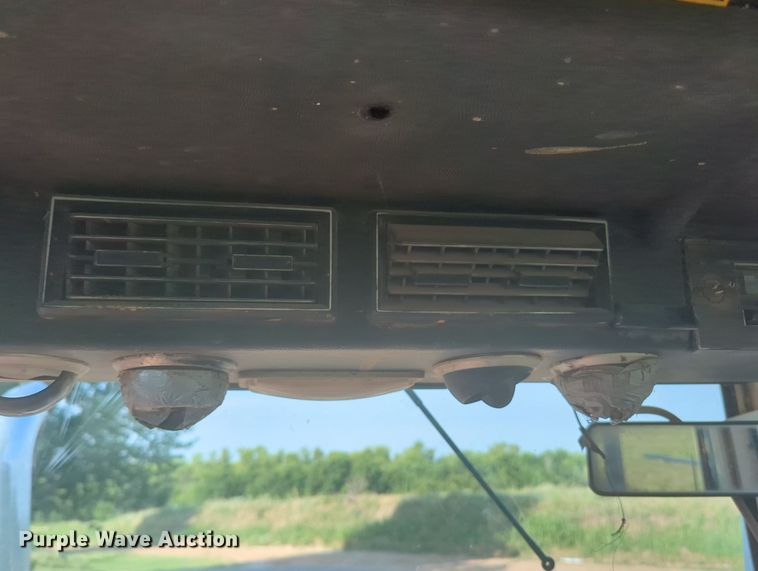 image for item MY9393 1979 Case 2470  4WD tractor