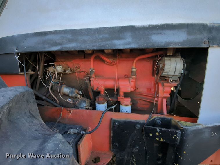 image for item MY9393 1979 Case 2470  4WD tractor