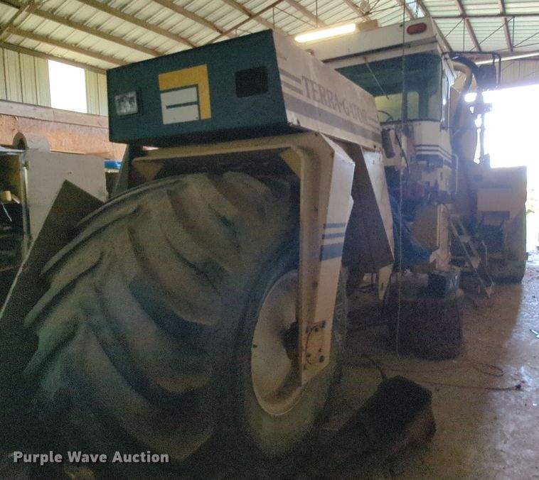 image for item MY9394 Ag-Chem TerraGator 2505  slurry applicator