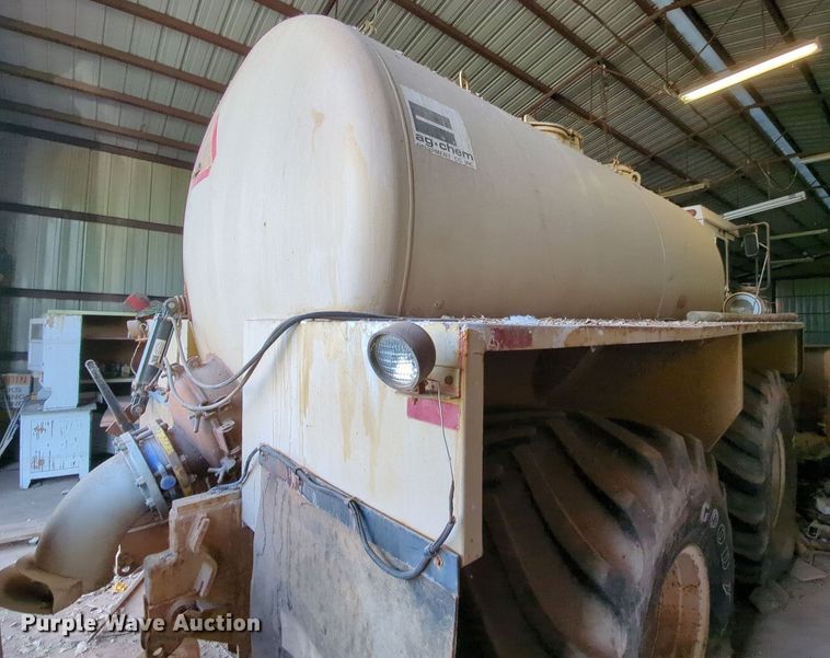 image for item MY9394 Ag-Chem TerraGator 2505  slurry applicator