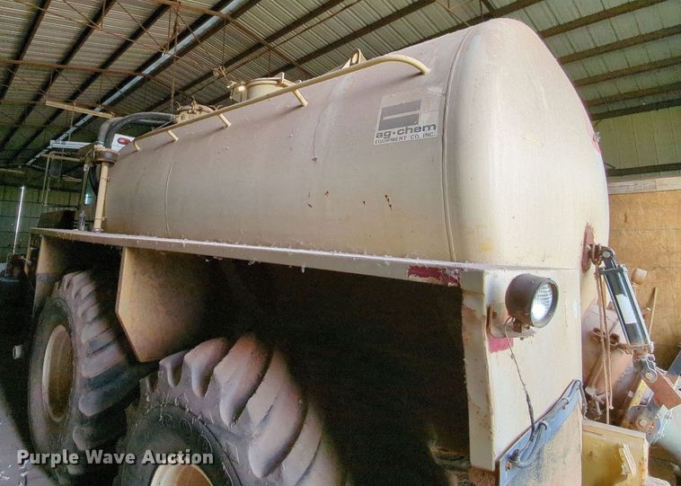 image for item MY9394 Ag-Chem TerraGator 2505  slurry applicator