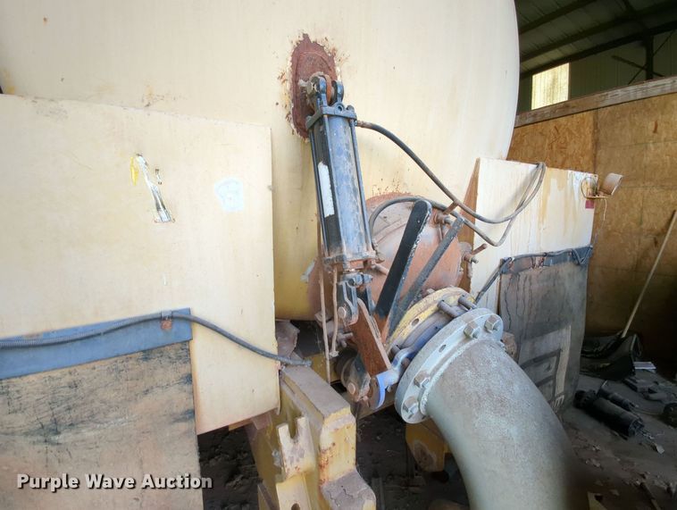 image for item MY9394 Ag-Chem TerraGator 2505  slurry applicator