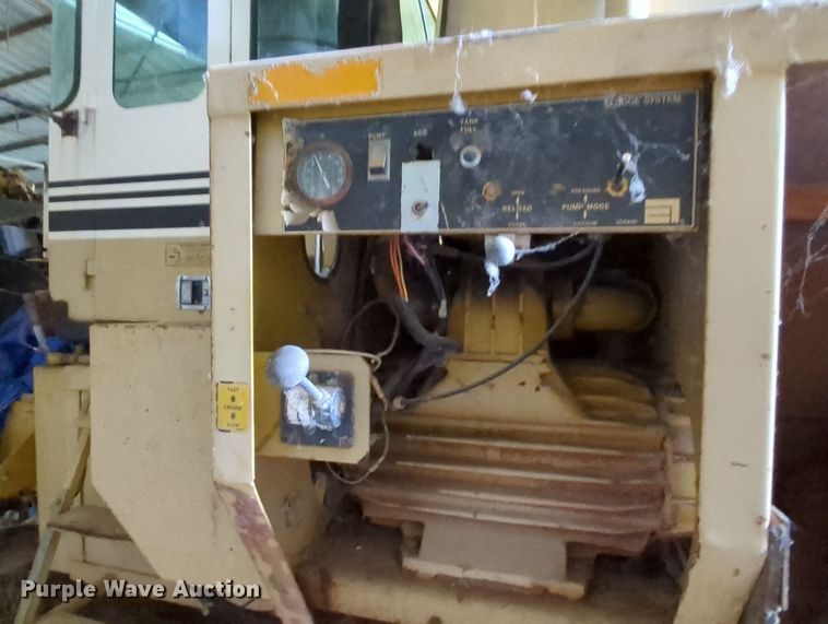 image for item MY9394 Ag-Chem TerraGator 2505  slurry applicator