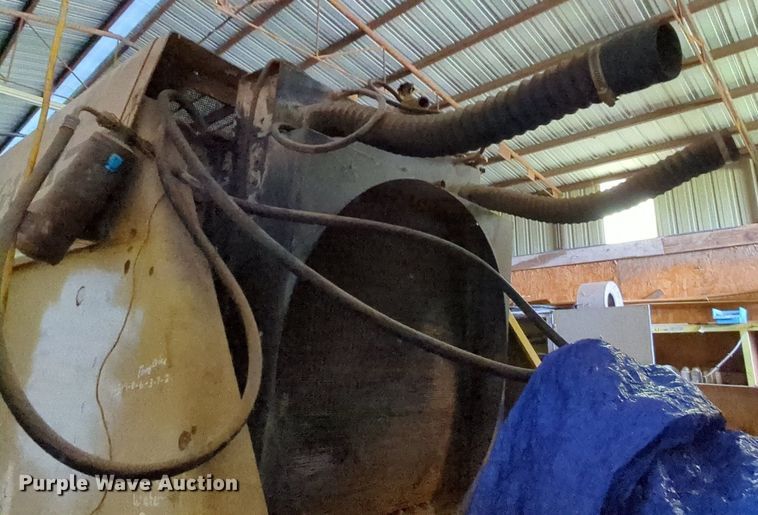 image for item MY9394 Ag-Chem TerraGator 2505  slurry applicator