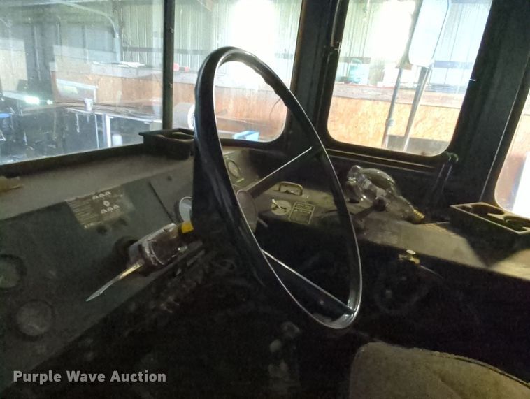 image for item MY9394 Ag-Chem TerraGator 2505  slurry applicator