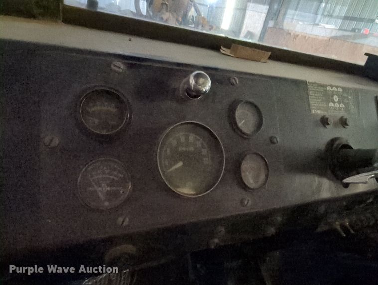 image for item MY9394 Ag-Chem TerraGator 2505  slurry applicator