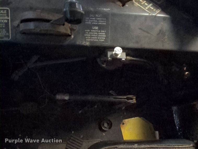 image for item MY9394 Ag-Chem TerraGator 2505  slurry applicator