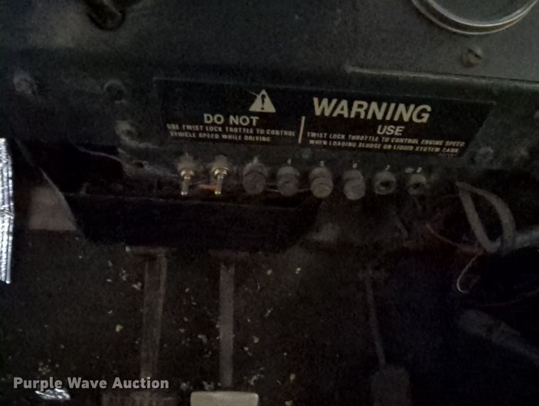 image for item MY9394 Ag-Chem TerraGator 2505  slurry applicator