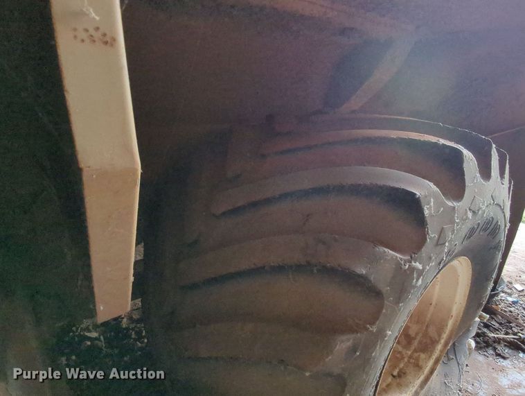 image for item MY9394 Ag-Chem TerraGator 2505  slurry applicator