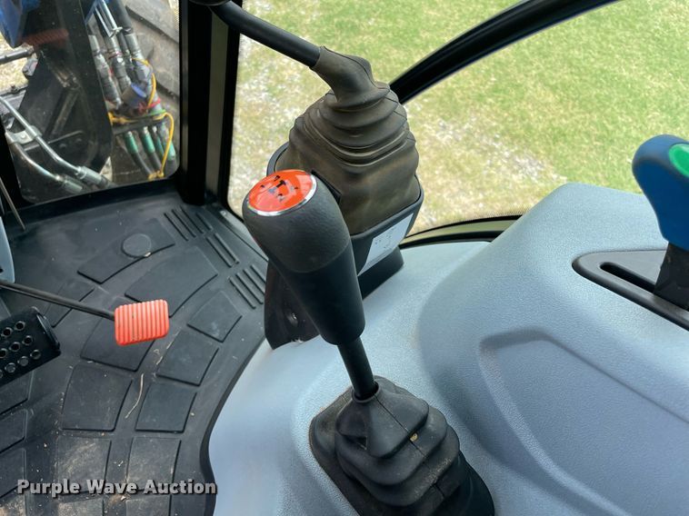 image for item NB9090 2018 New Holland Workmaster 75  MFWD tractor