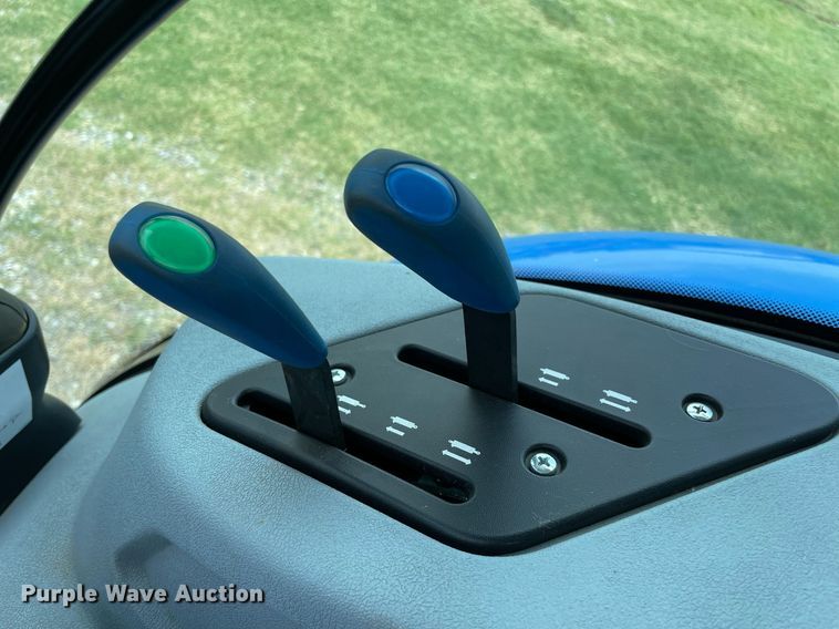 image for item NB9090 2018 New Holland Workmaster 75  MFWD tractor