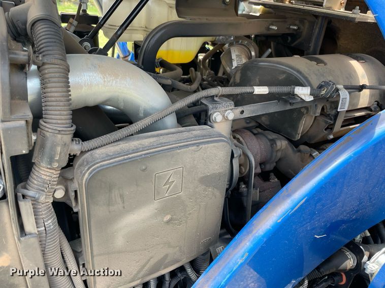 image for item NB9090 2018 New Holland Workmaster 75  MFWD tractor