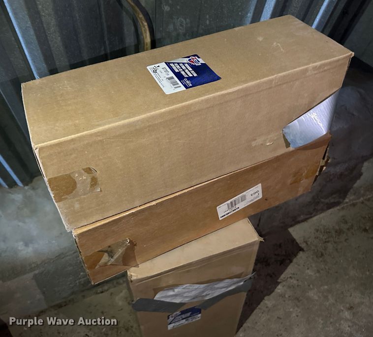 image for item NE9032 1981 John Deere 8640  4WD tractor