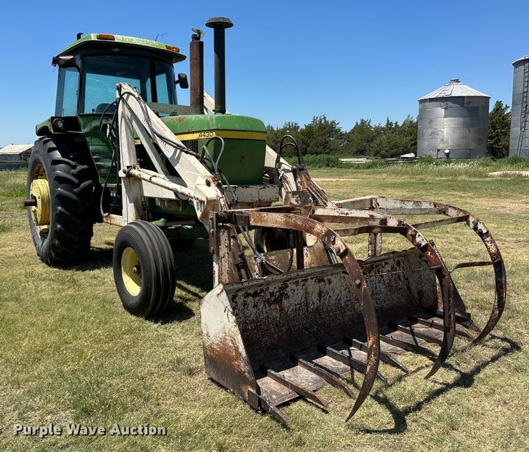image for item NE9033 1973 John Deere 4430  tractor