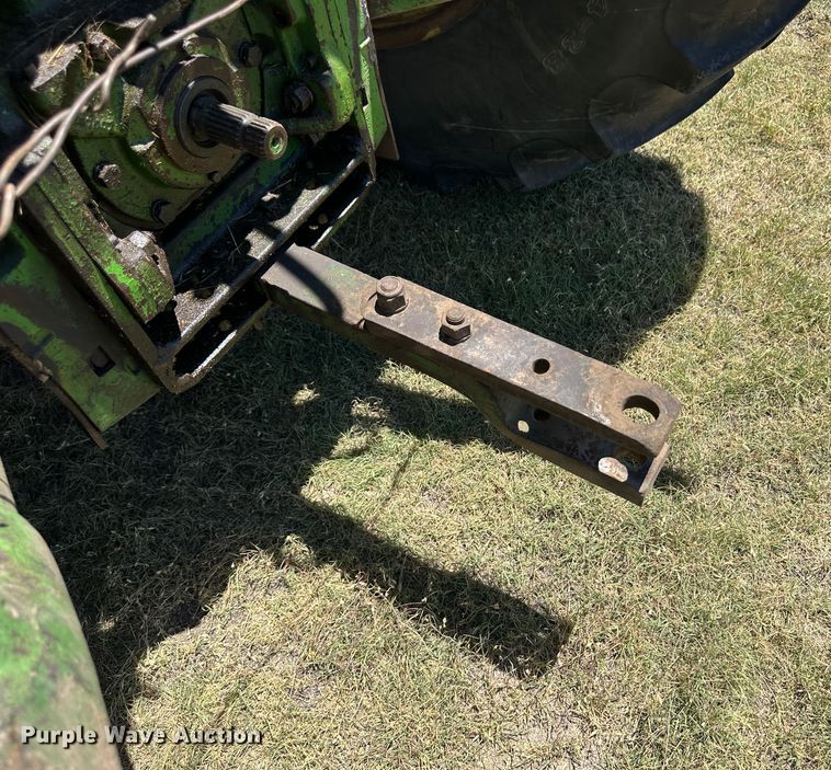 image for item NE9033 1973 John Deere 4430  tractor