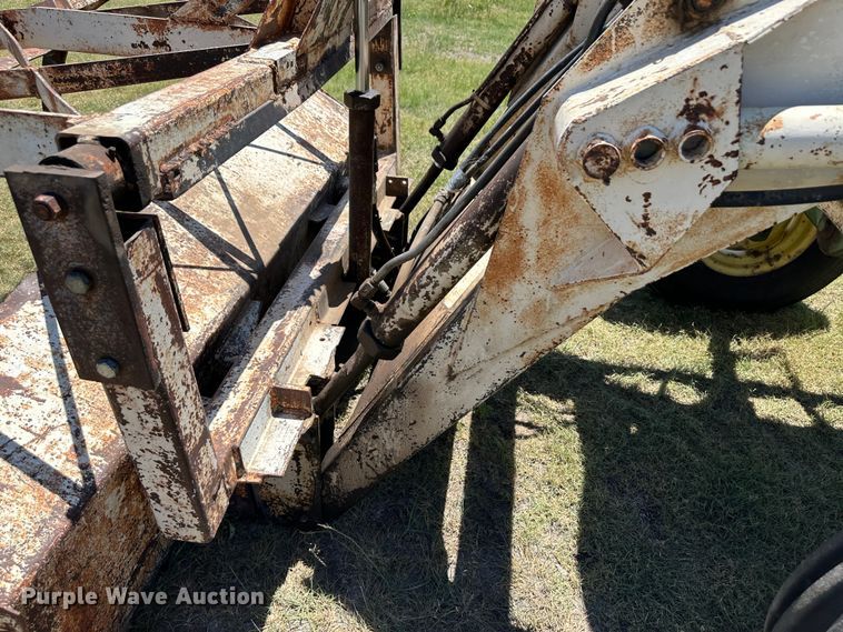 image for item NE9033 1973 John Deere 4430  tractor