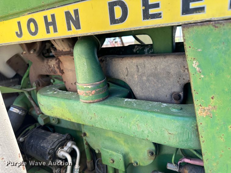 image for item NE9033 1973 John Deere 4430  tractor