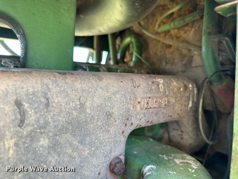image for item NE9033 1973 John Deere 4430  tractor